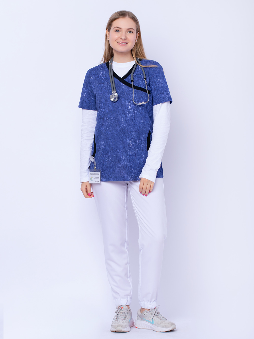 блуза-медицинский-женская-синяя-доктор-стиль