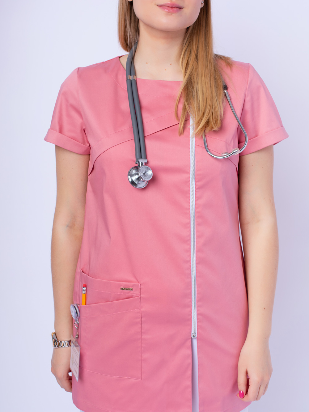 Блуза-медицинская-женская-рубашка-на-молнии-с-карманами-розовая-7