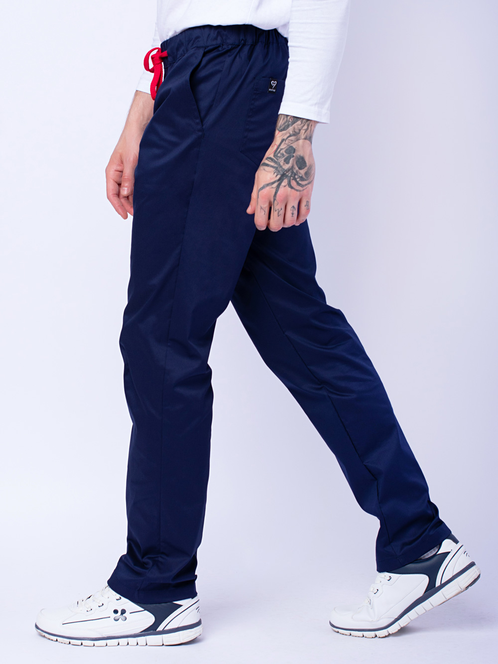 брюки-мужские-медицинские-с-карманами-доктор-стиль-софт-тренд-темно-синие-3