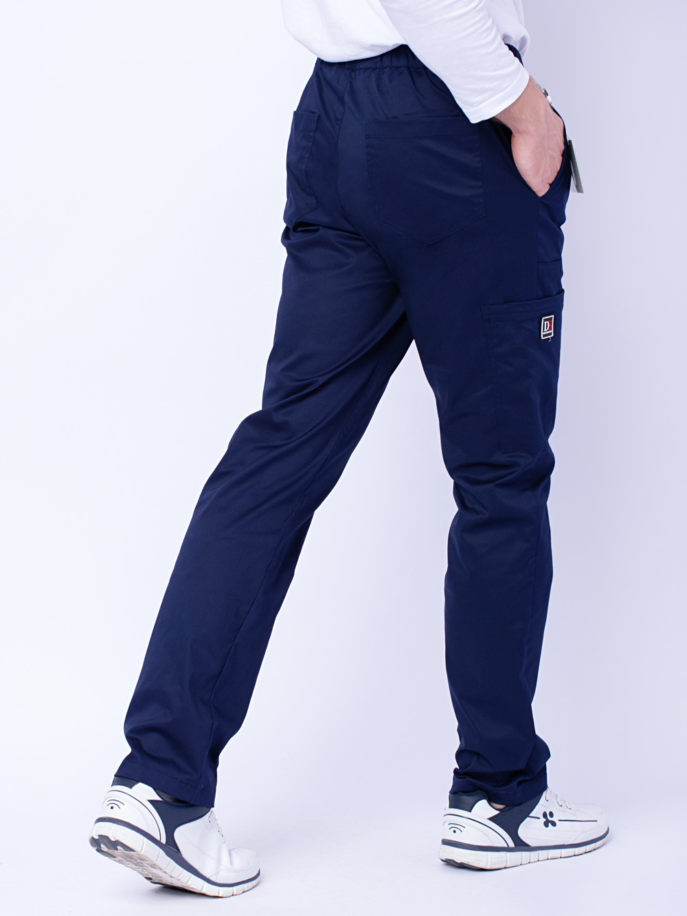 брюки-мужские-медицинские-с-карманами-доктор-стиль-софт-тренд-темно-синие-4