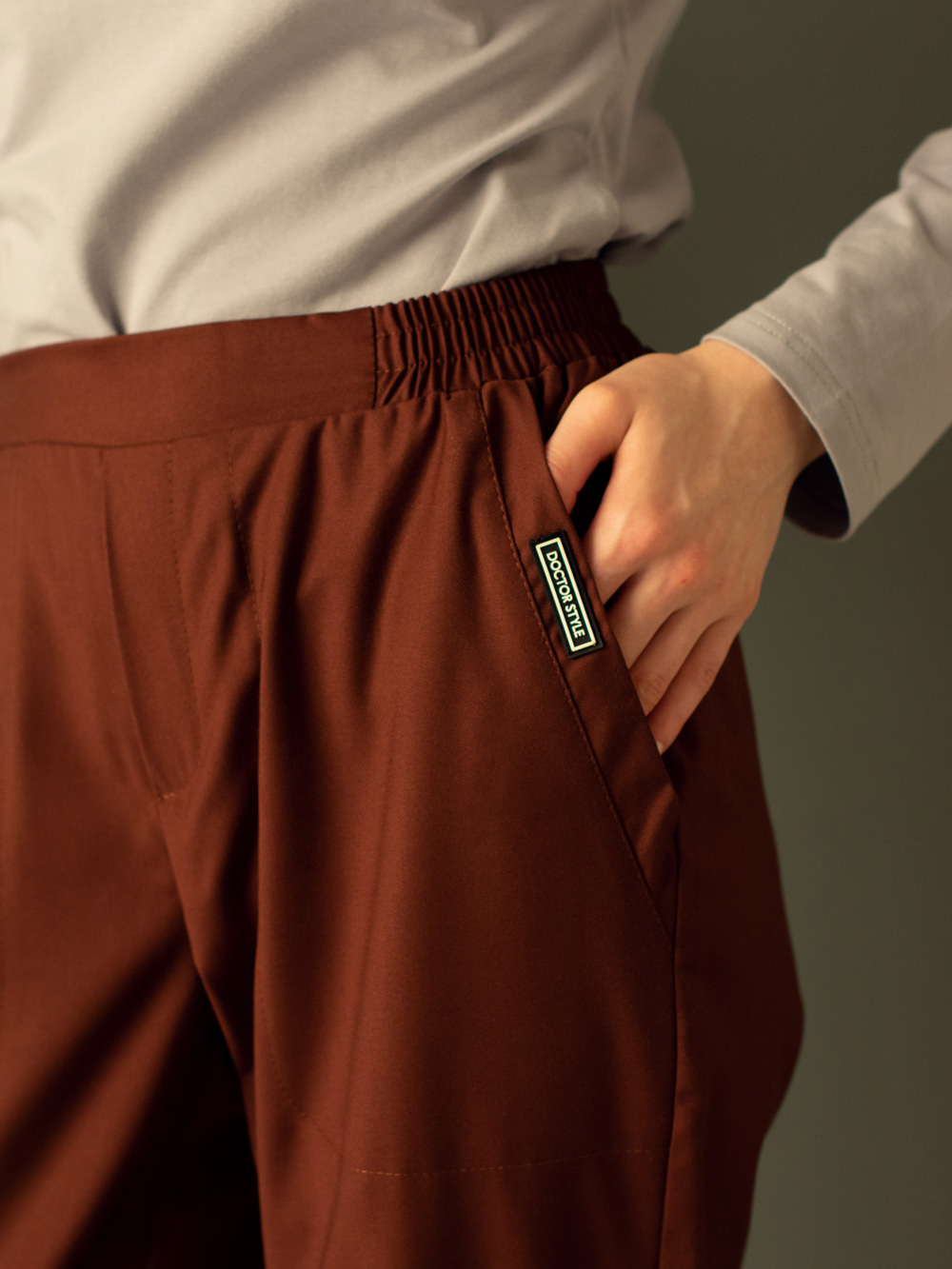 Медицинские брюки женские Чинос TREND, шоколад-3