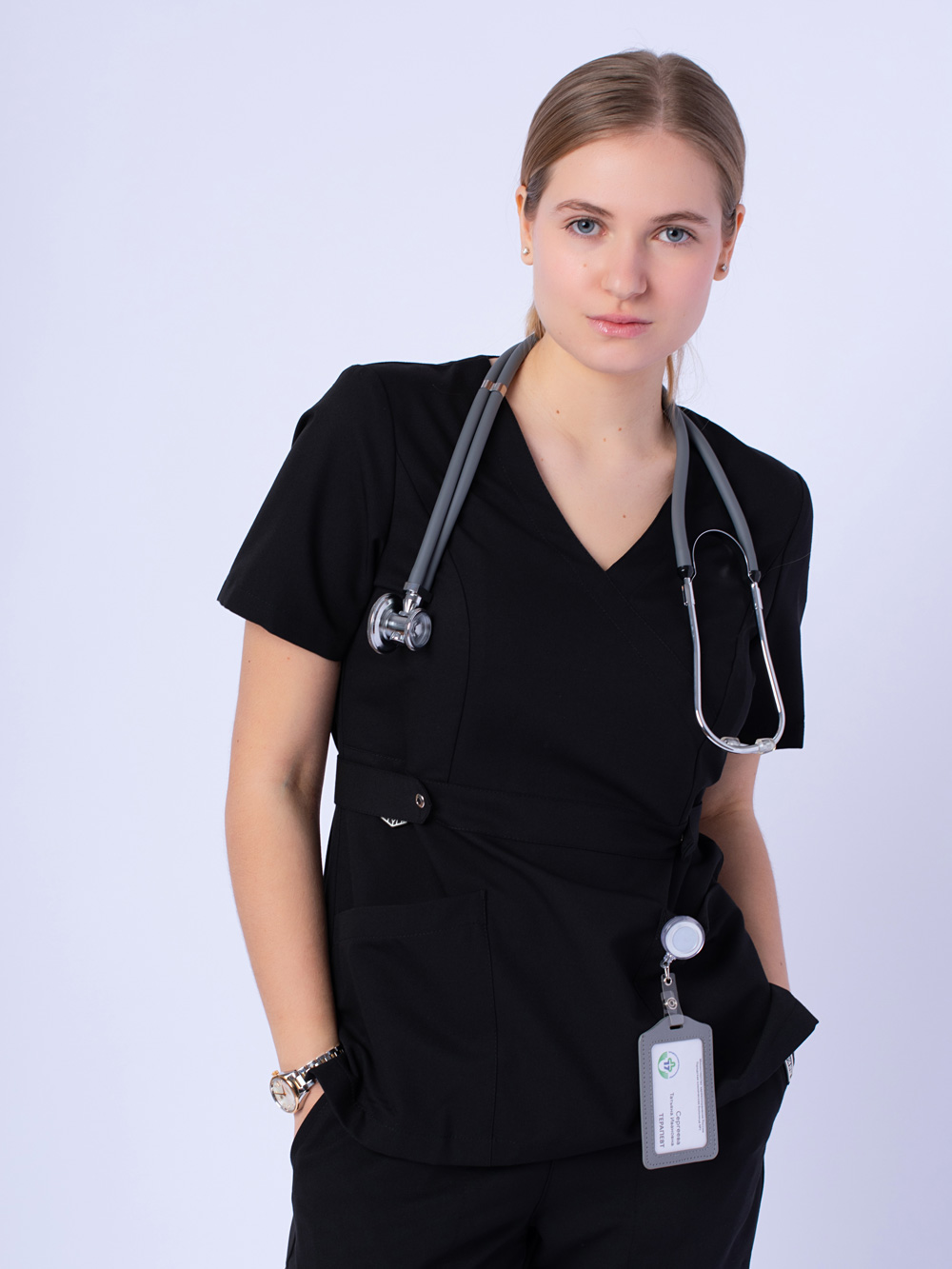 Блуза-медицинская-женская-чёрная-с-карманами-рубашка-для-медиков-доктор-стиль-2