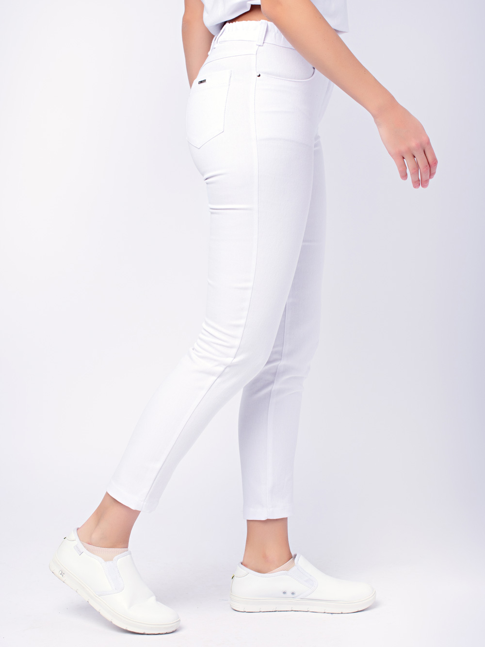 джининсы-слим-доктор-стиль-женские-белые-1