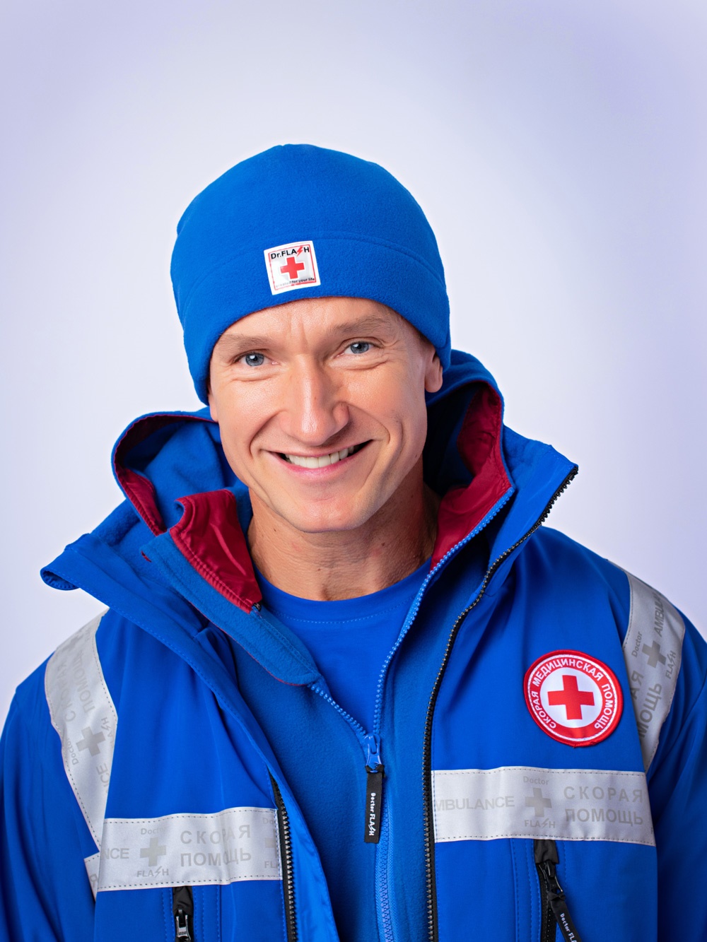 шапка-скорой-помощи-василек-доктор-флеш-5