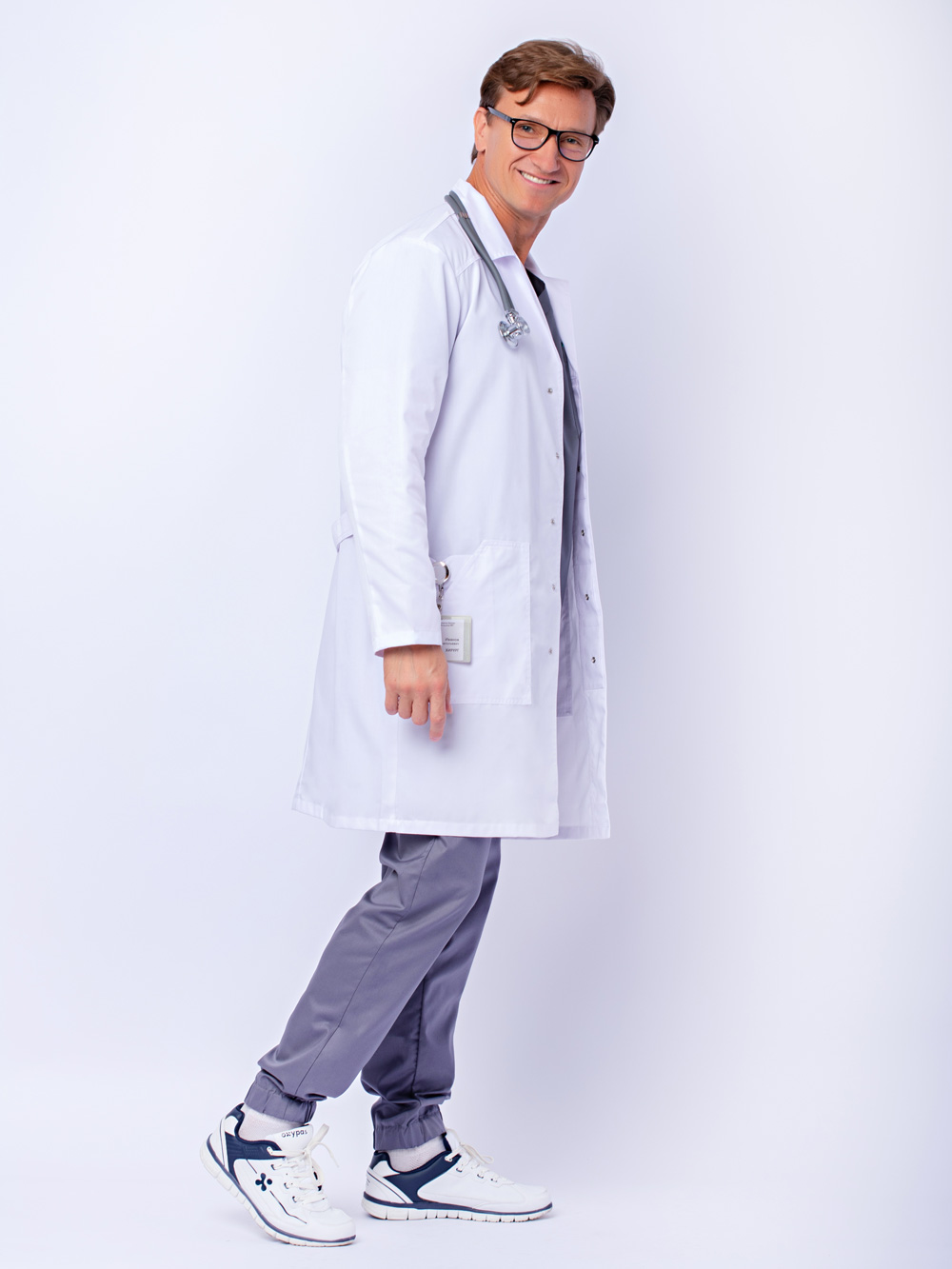 халат-медициеский-практик-мужской-доктор-стиль-с-карманами-4