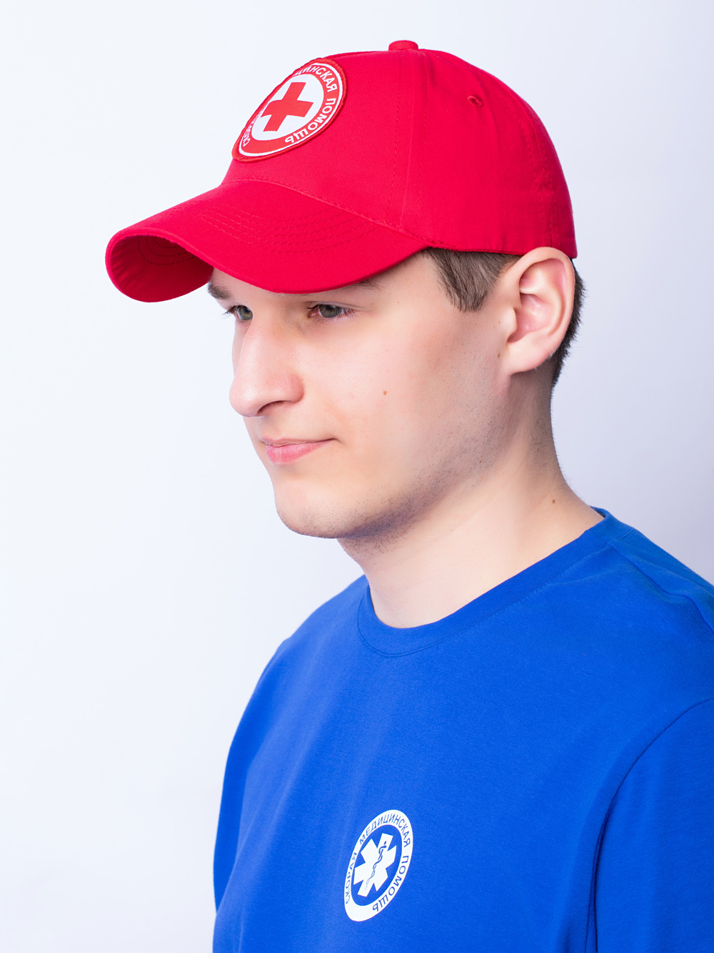 Кепка-красная-бейсболка-с-нашивкой-скорая-помощь-доктор-флеш-2