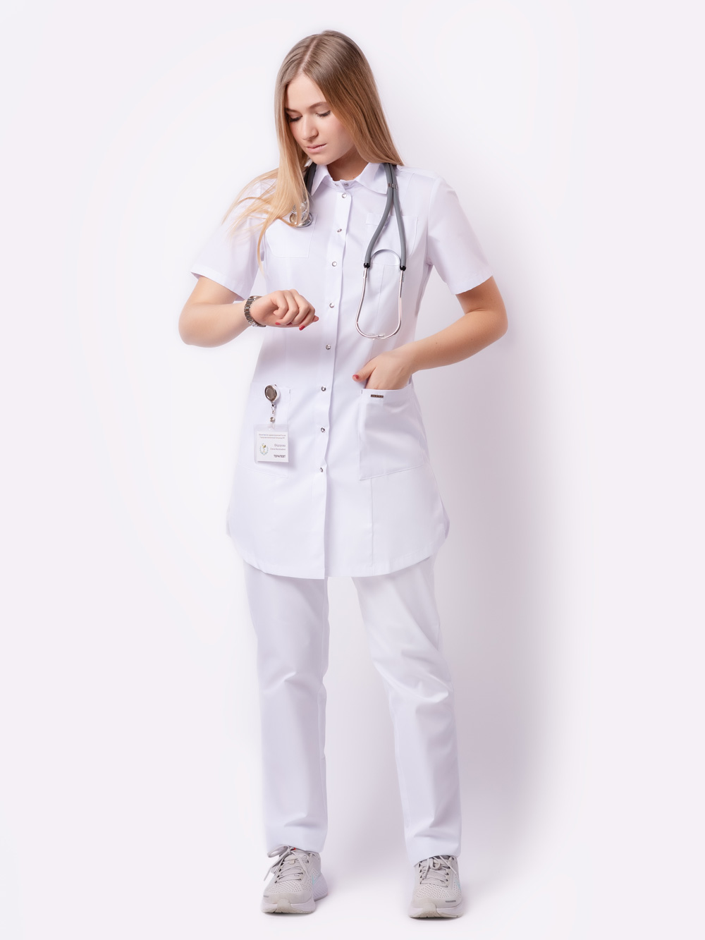 5-блуза-медицинская-рубашка-женская-белая-с-карманами-на-застежках-доктор-стиль-сафари