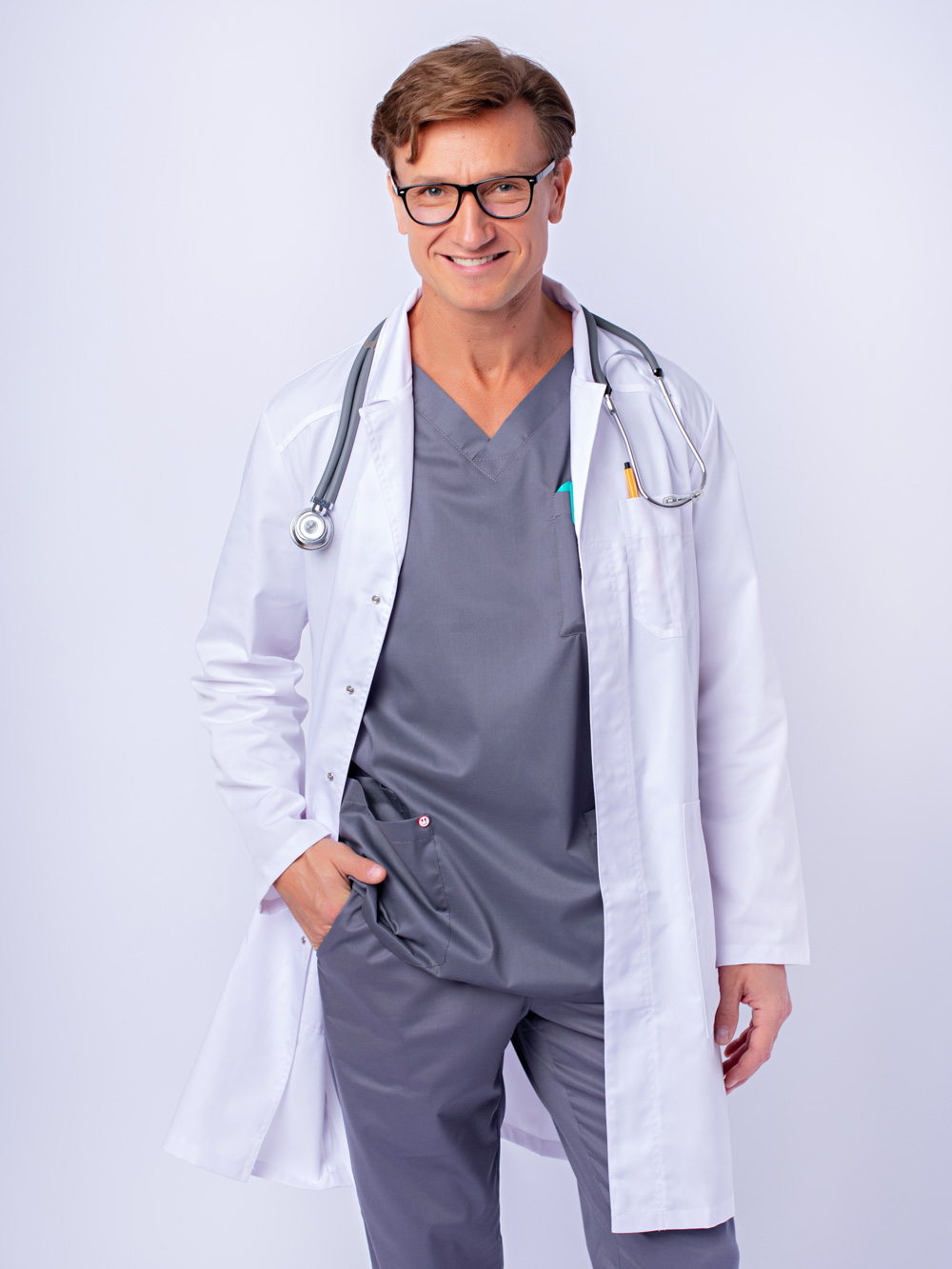 халат-медициеский-практик-мужской-доктор-стиль-с-карманами-10