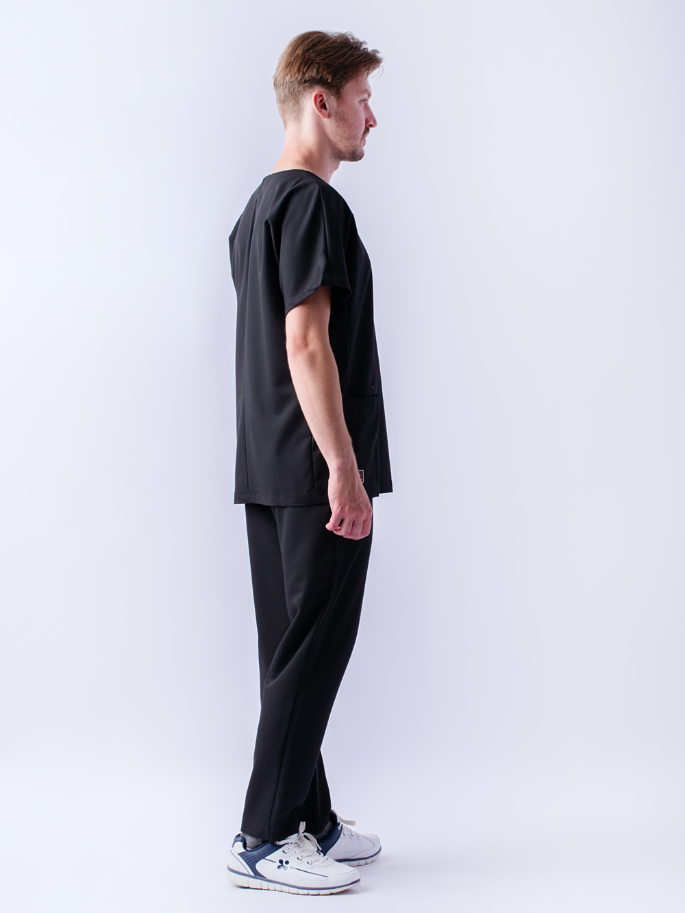 блуза-мужская-рубашка-медицинская-чёрная-мужская-доктор-стиль-3