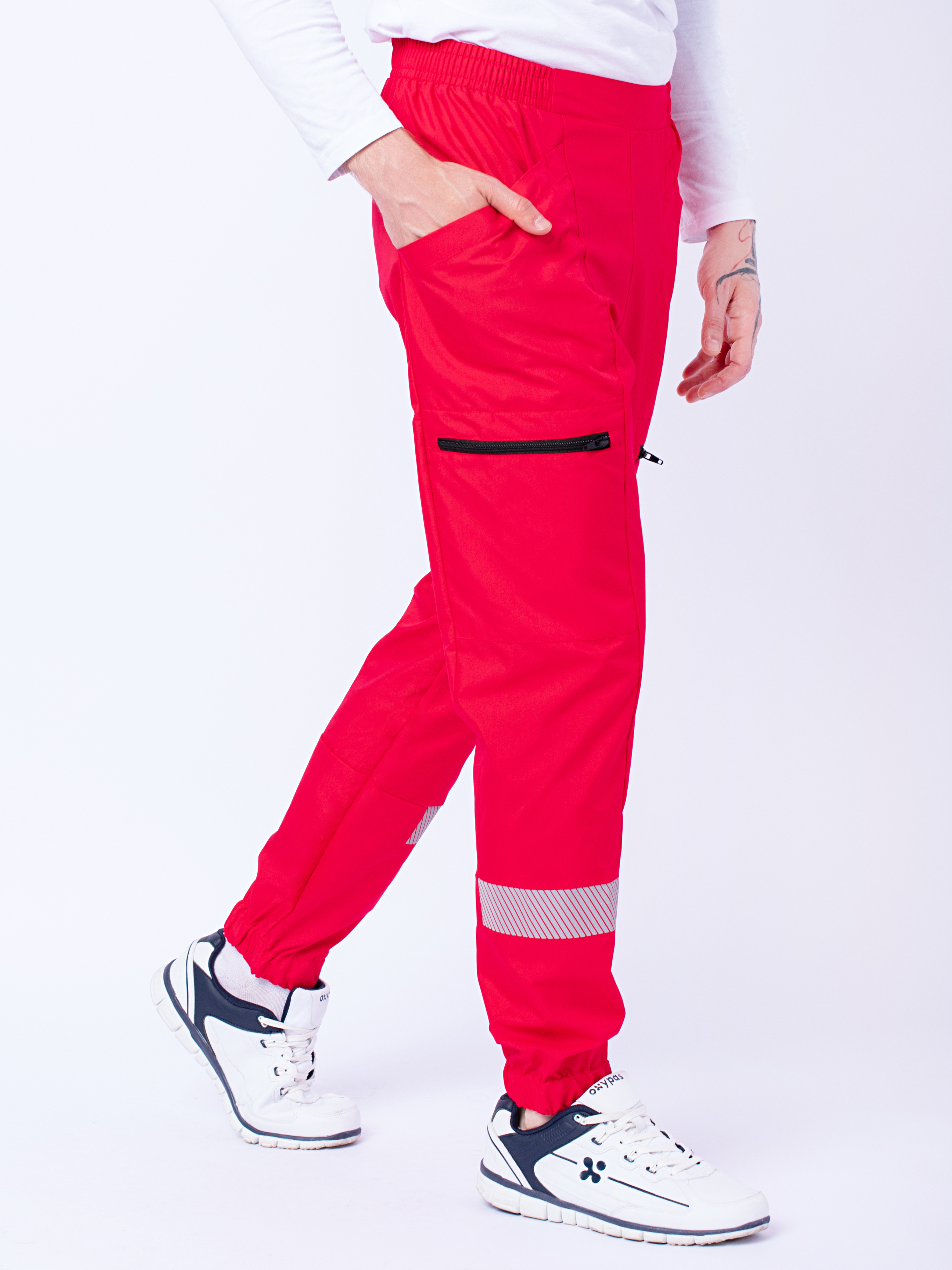 Амбуланс мужские красные 7