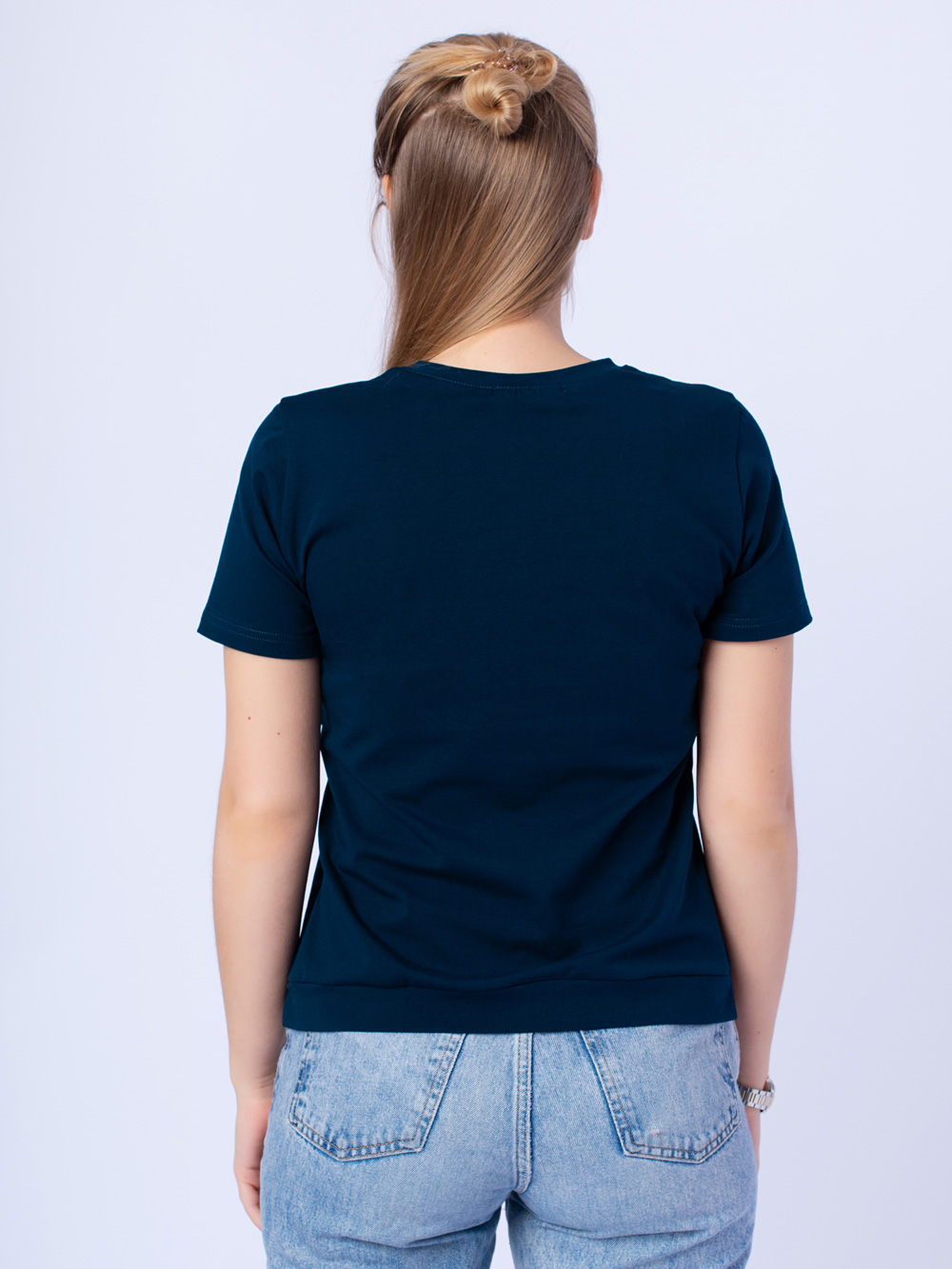 Футболка-темно-синяя-женская-хлопок-доктор-стиль-4