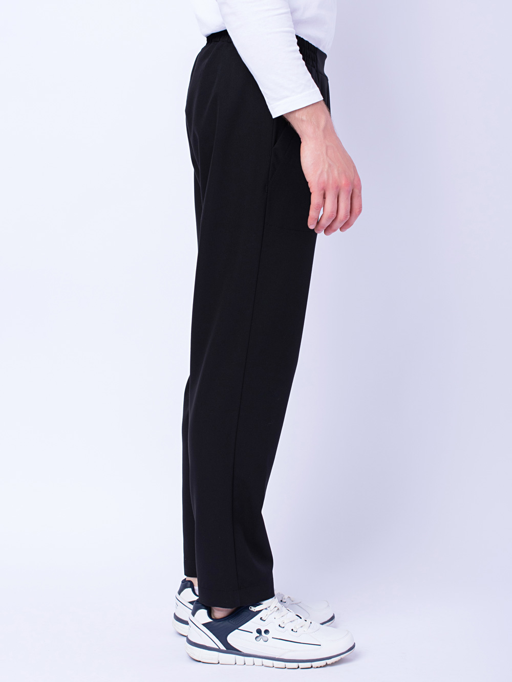 брюки-мужские-медицинские-чёрные-на-резинки-чиносы-доктор-стиль-4