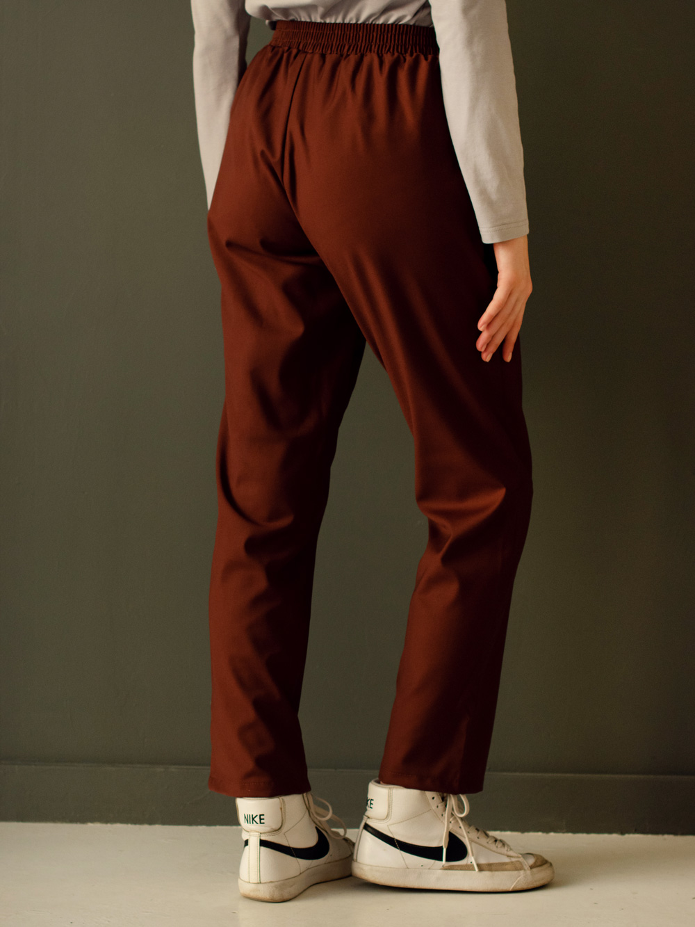 Медицинские брюки женские Чинос TREND, шоколад-1