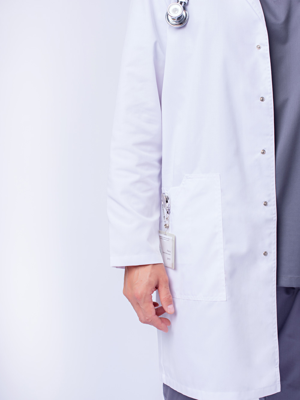 халат-медициеский-практик-мужской-доктор-стиль-с-карманами-11