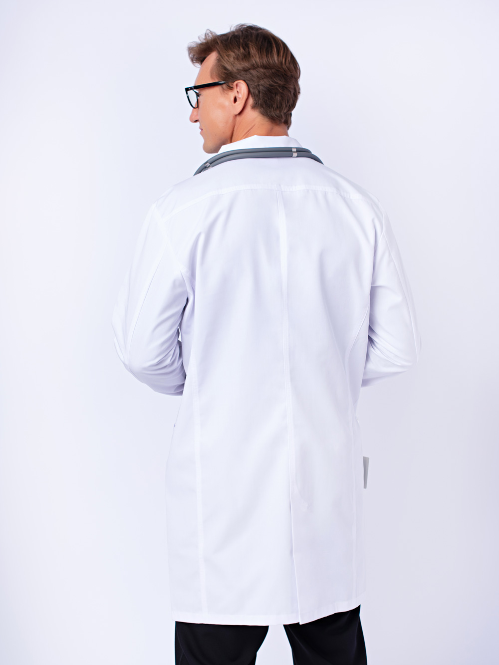 халат-медицинский-мужской-вип-с-карманами-доктор-стиль-на-пуговицах-5