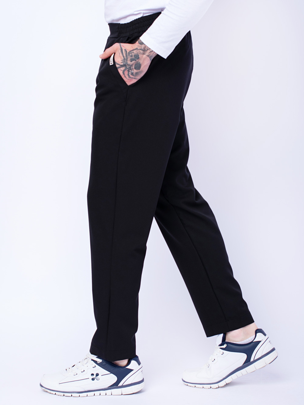 брюки-мужские-медицинские-чёрные-на-резинки-чиносы-доктор-стиль-3