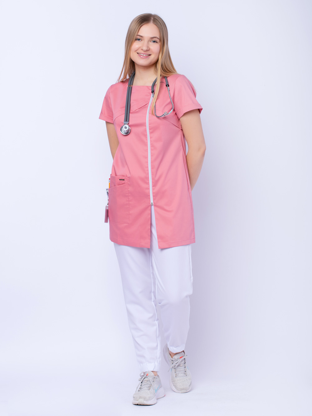 Блуза-медицинская-женская-рубашка-на-молнии-с-карманами-розовая-2