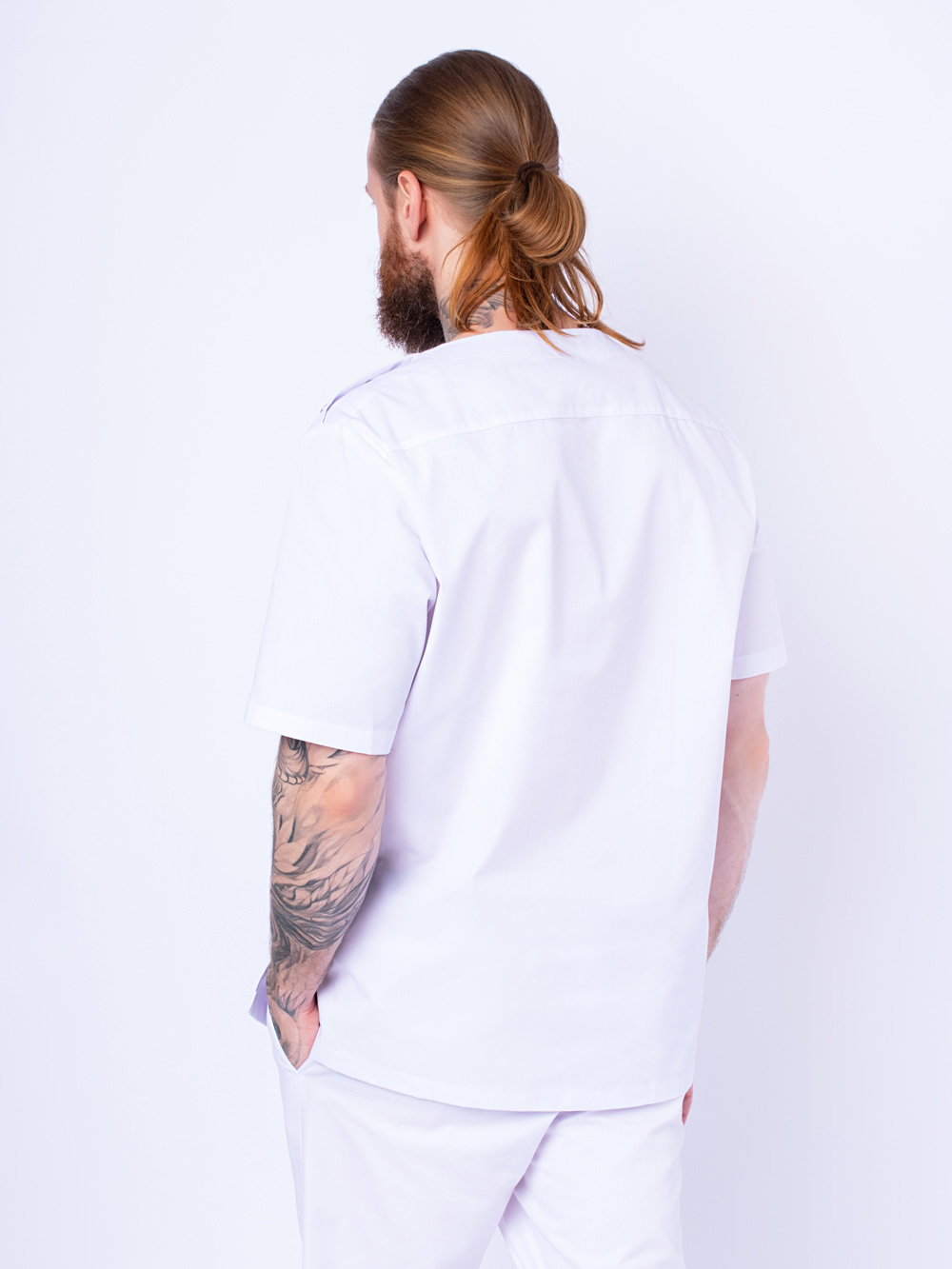 блуза-медицинская-мужская-доктор-стиль-белая-с-карманами-озон-4