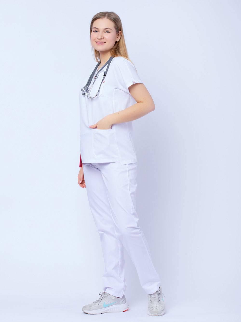Медицинская блуза-топ женская Нюша TREND, белая (3)